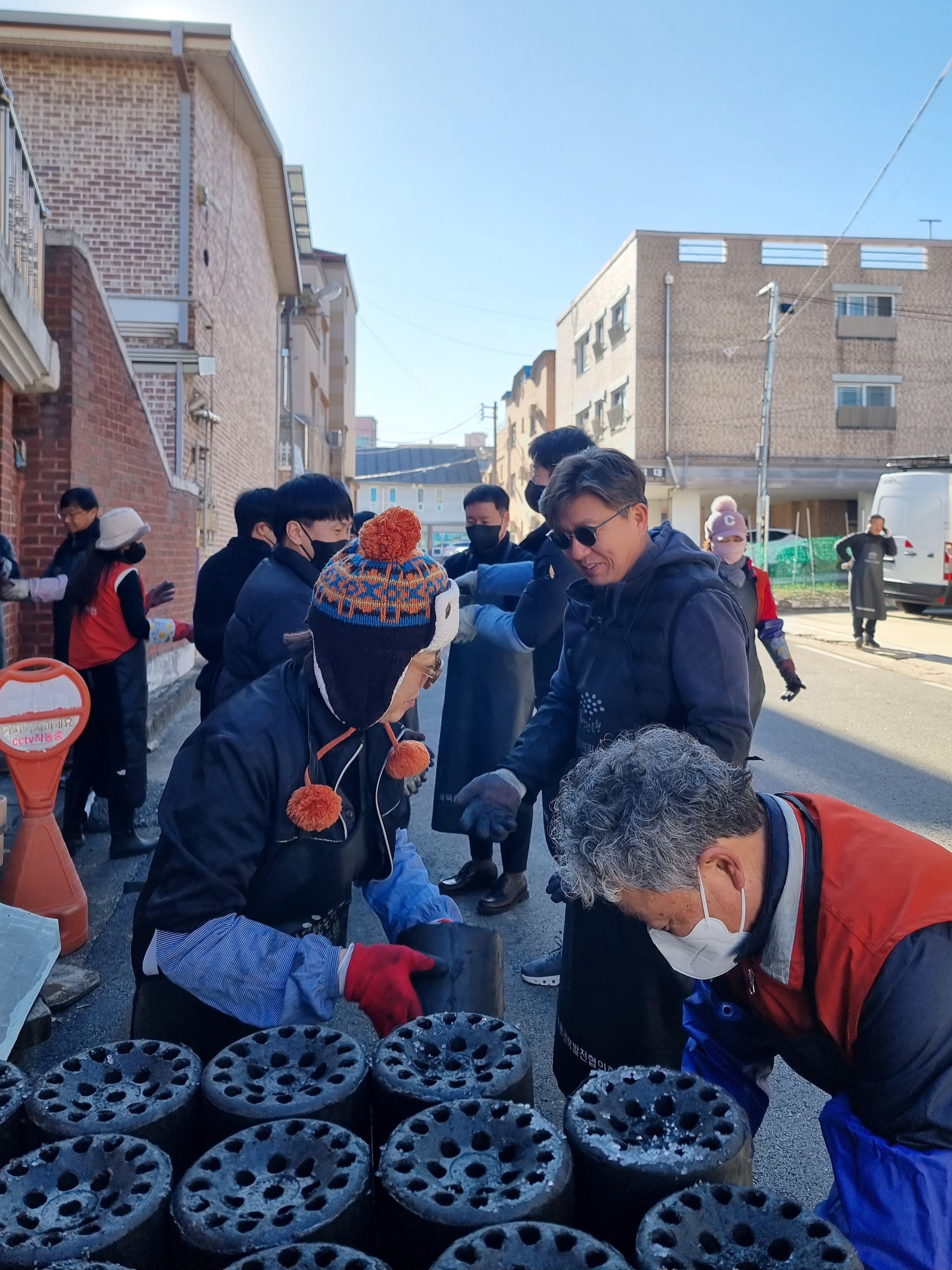 251222_연탄봉사3